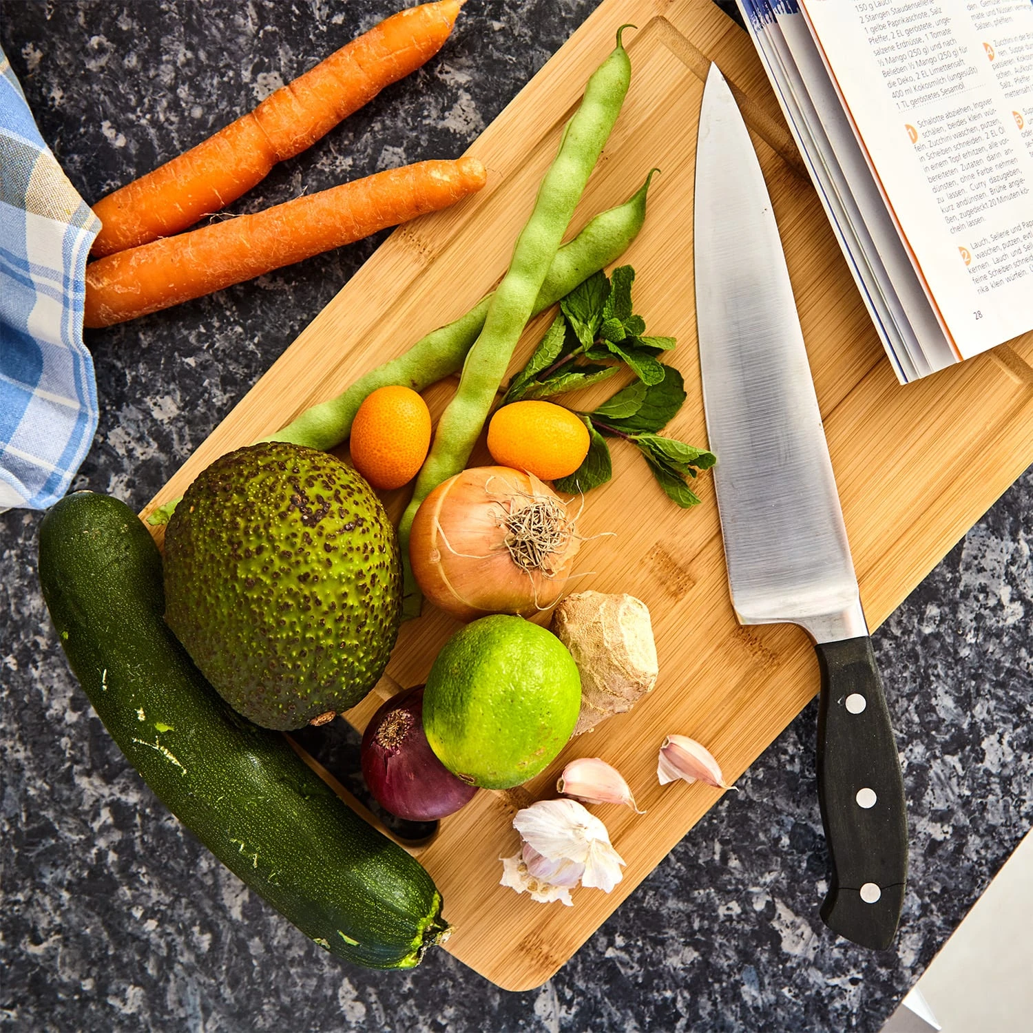 Batvik Bambus-Schneidebrett 28x1,5x18,5 Cm Messerschonend Saftrille 2 Batvik Bambus-Schneidebrett 28x1,5x18,5 Cm Messerschonend Saftrille – Bild 2